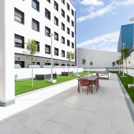 Micampus Xaudaro Student Residence Madrid Kültér fotó