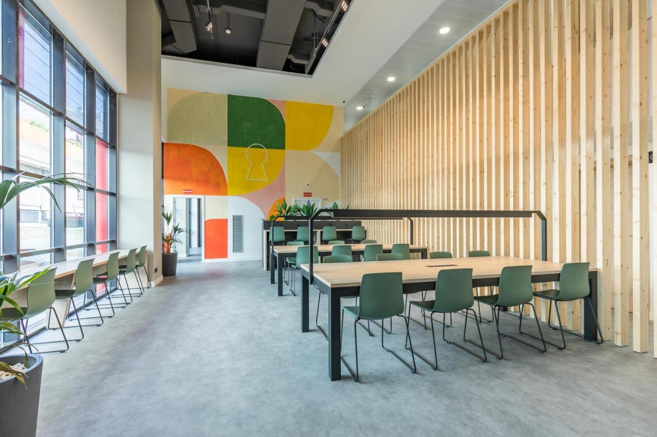 Micampus Xaudaro Student Residence Madrid Kültér fotó